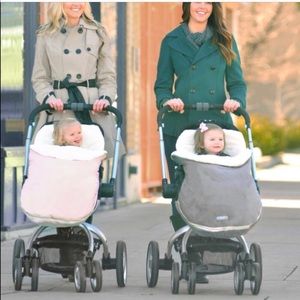 JJ Cole Bundle Me Car seat Cover & Strap covers